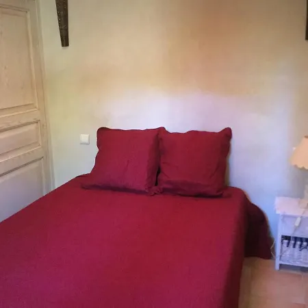 Appartement Dans Un Mas Provencal Istres Exterior photo