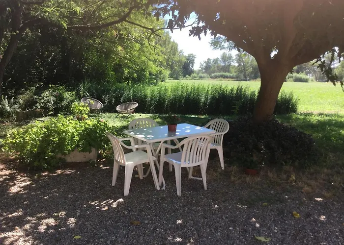Appartement Dans Un Mas Provencal